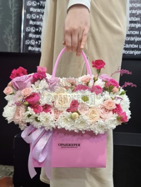 Сумочка розовая